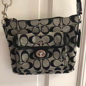 Coach purse cross body